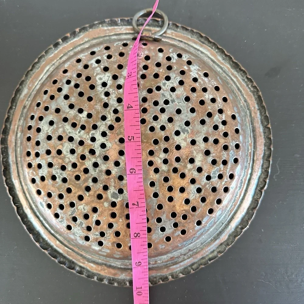 VTG Round‎ Copper Hammered Strainer Rustic Primitive Scalloped Edge Wall Hanging